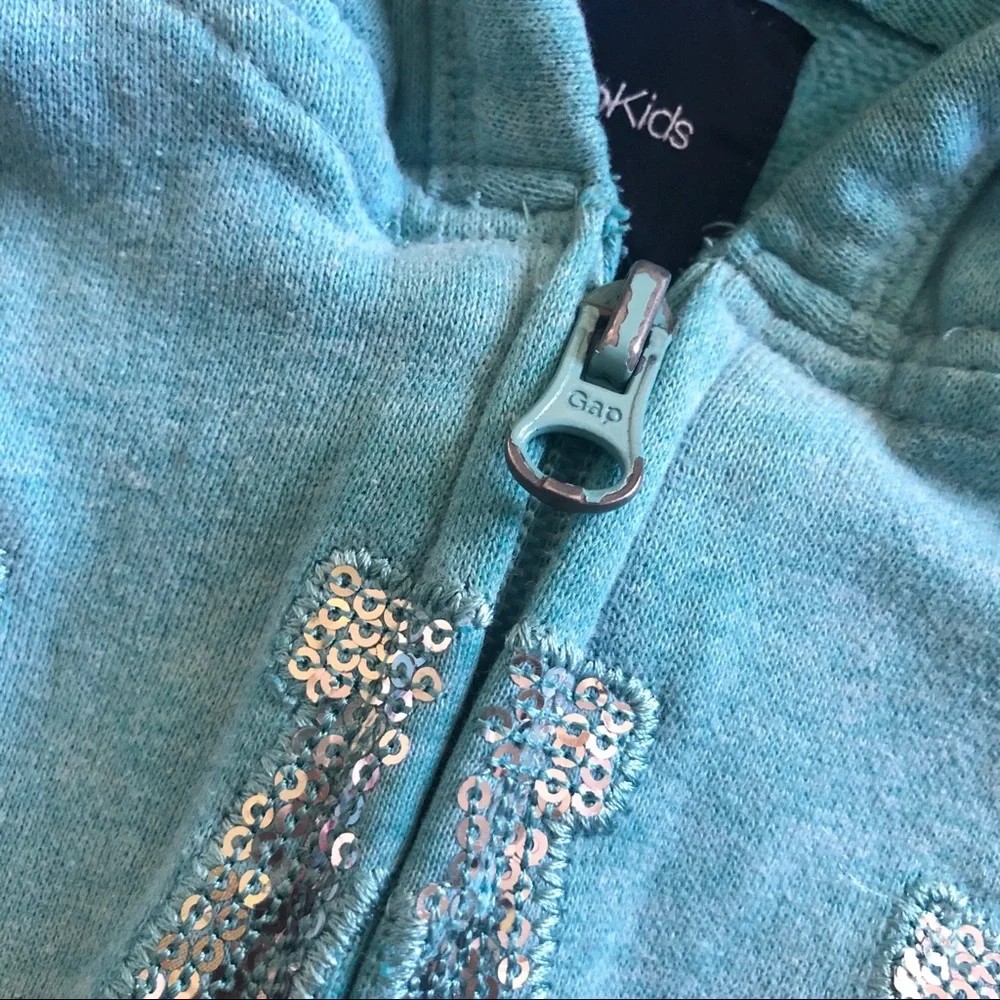 Gap logo hoodie